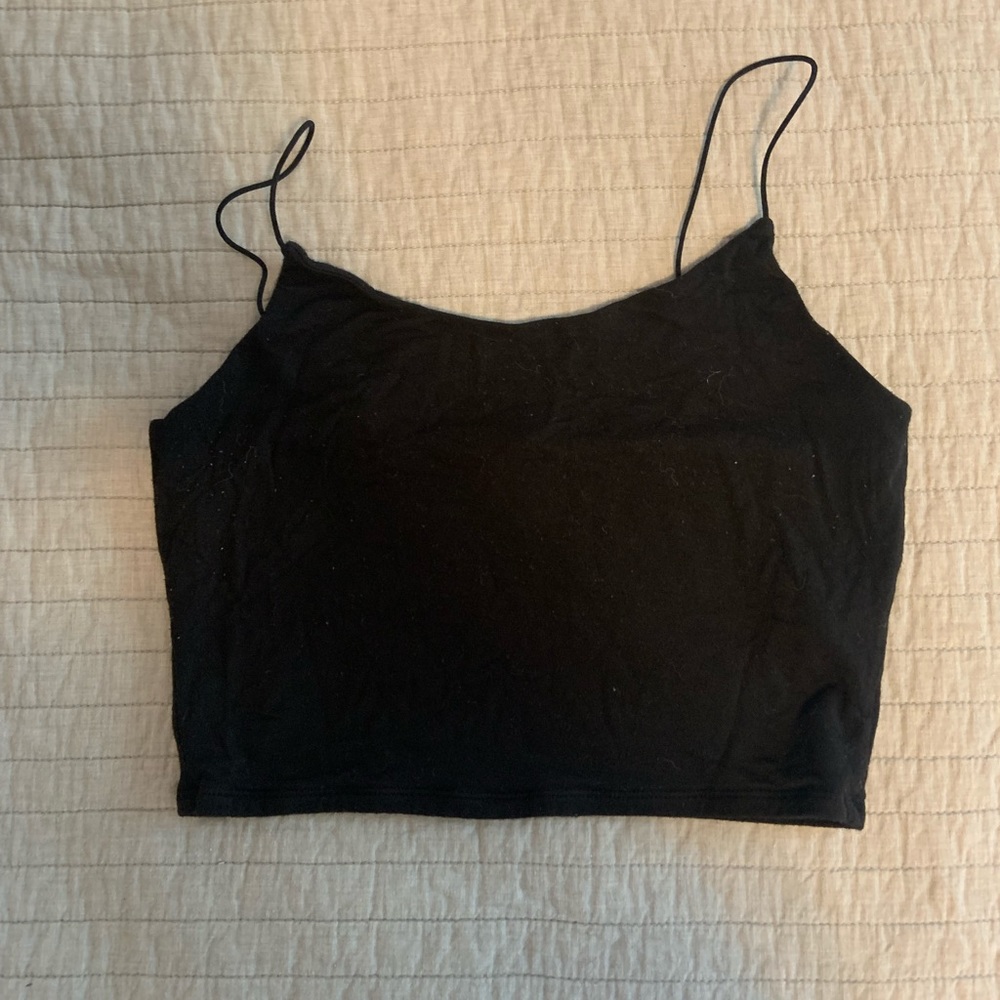 Comfy black crop top